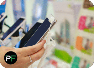 Cutting-edge technology in a retail setting, highlighting the role of software solutions in optimizing customer experience and operational efficiency.